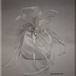 Amazing Silky White Beauty Bomboniere Gift Favor