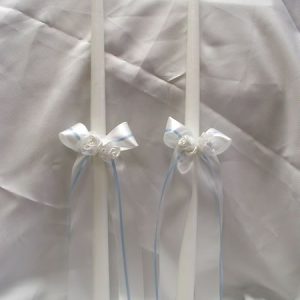 Wedding Candles with a Little Color for the Bride and the Groom